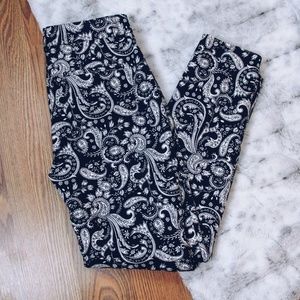Paisley Express Columnist Pants
